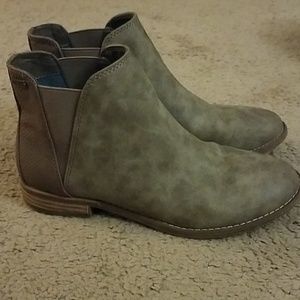 Roxy booties